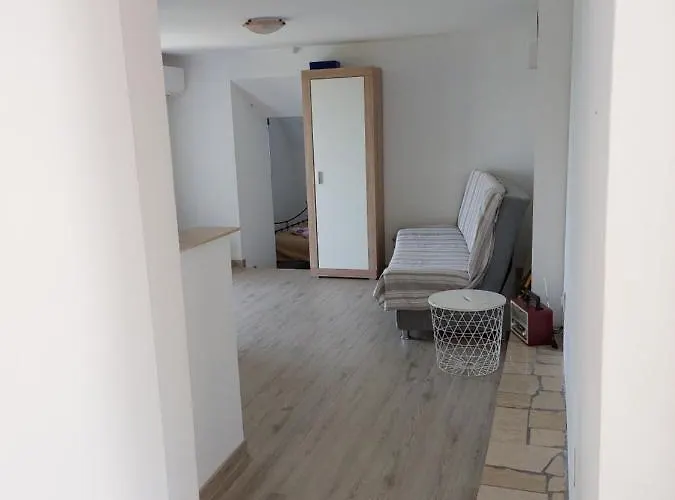 Biba Apartment Lubenice